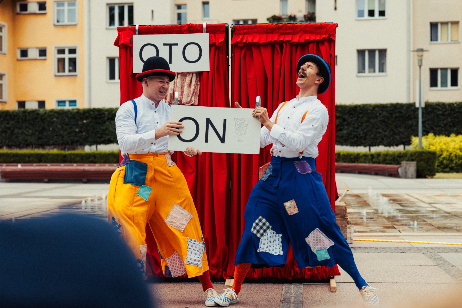 Cyrkowo-familijne widowisko na raciborskim Rynku. Spektakl Oto On już 28 sierpnia