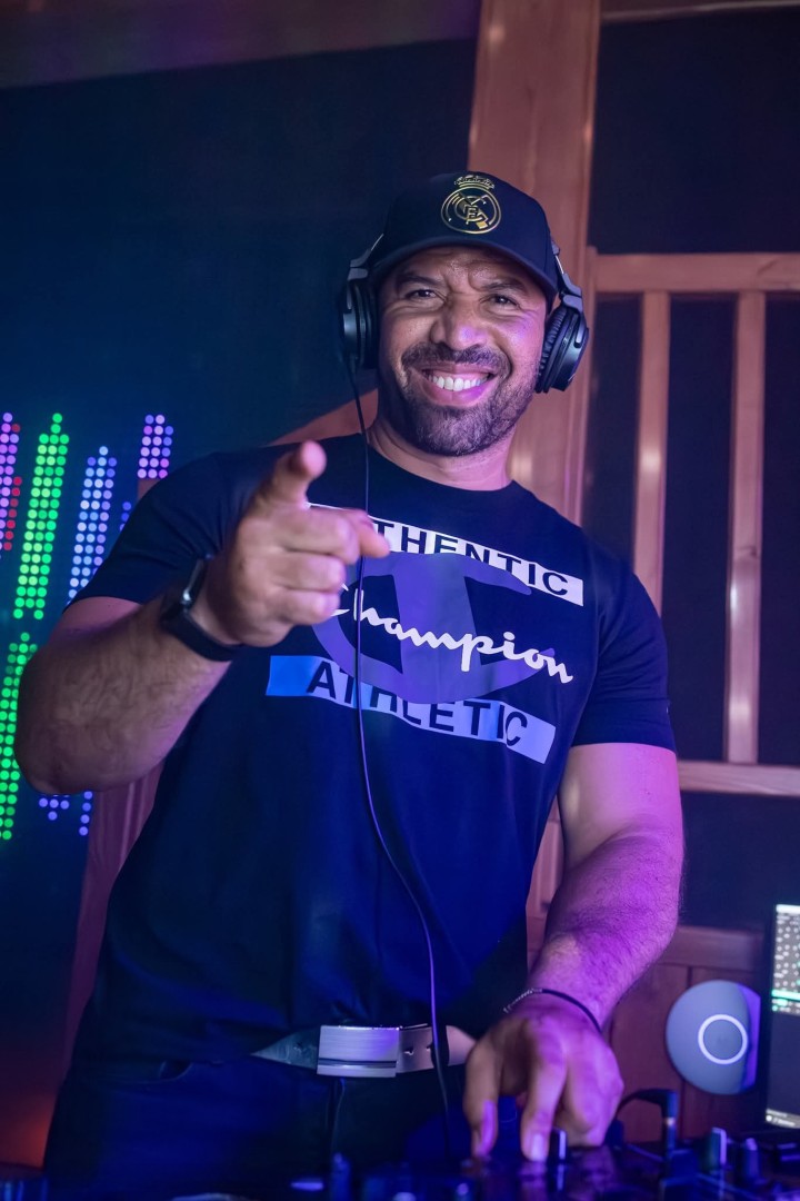 Potańcówka kubańska na Bulwarach Nadodrzańskich – ostatni piątek wakacji z DJ Osmarem