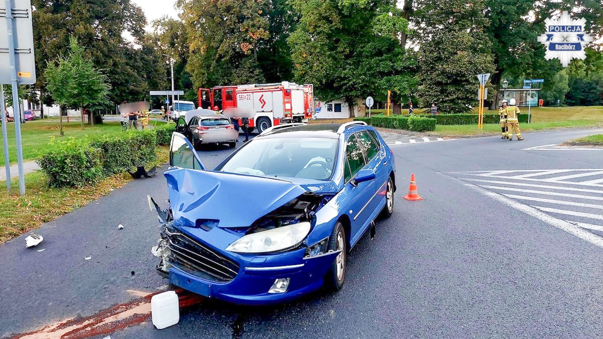 Kolizja na ulicy Rogera w Rudach – chwila nieuwagi zakończona mandatem