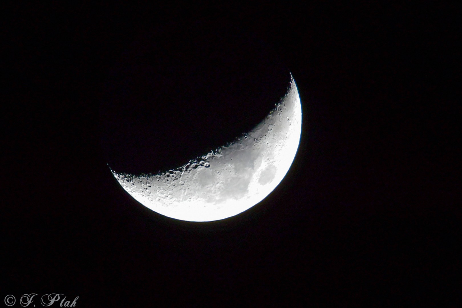 Całkowite zaćmienie Księżyca – astronomiczne wydarzenie dekady w Raciborzu!