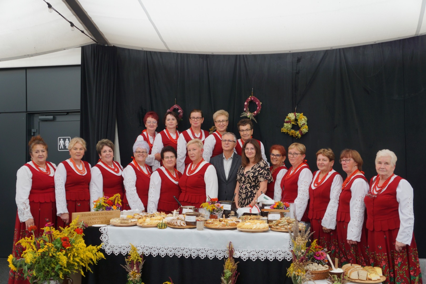 Festiwal Trzech Kultur w Nędzy – spotkanie gmin partnerskich [FOTO i WIDEO]