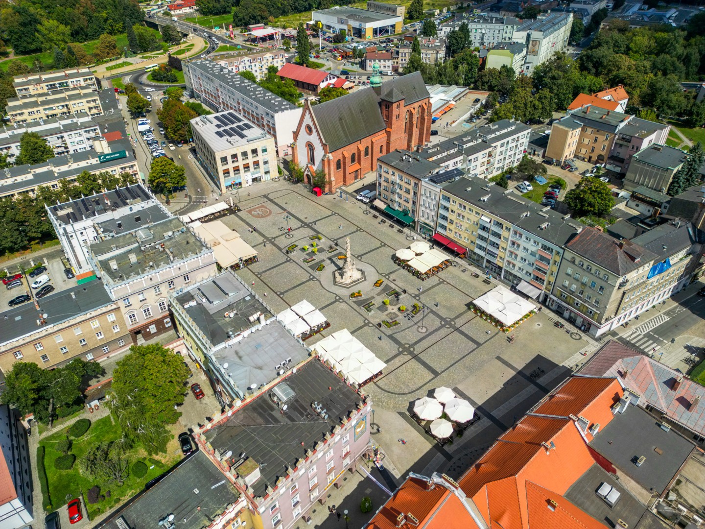 Za mało zieleni, za dużo polityki? TVP o Raciborzu