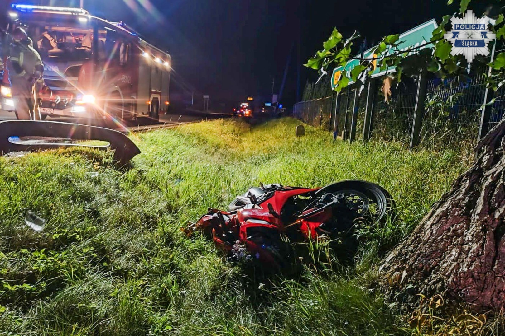 Wypadek na DW 417 w Żerdzinach. Jedna osoba w szpitalu