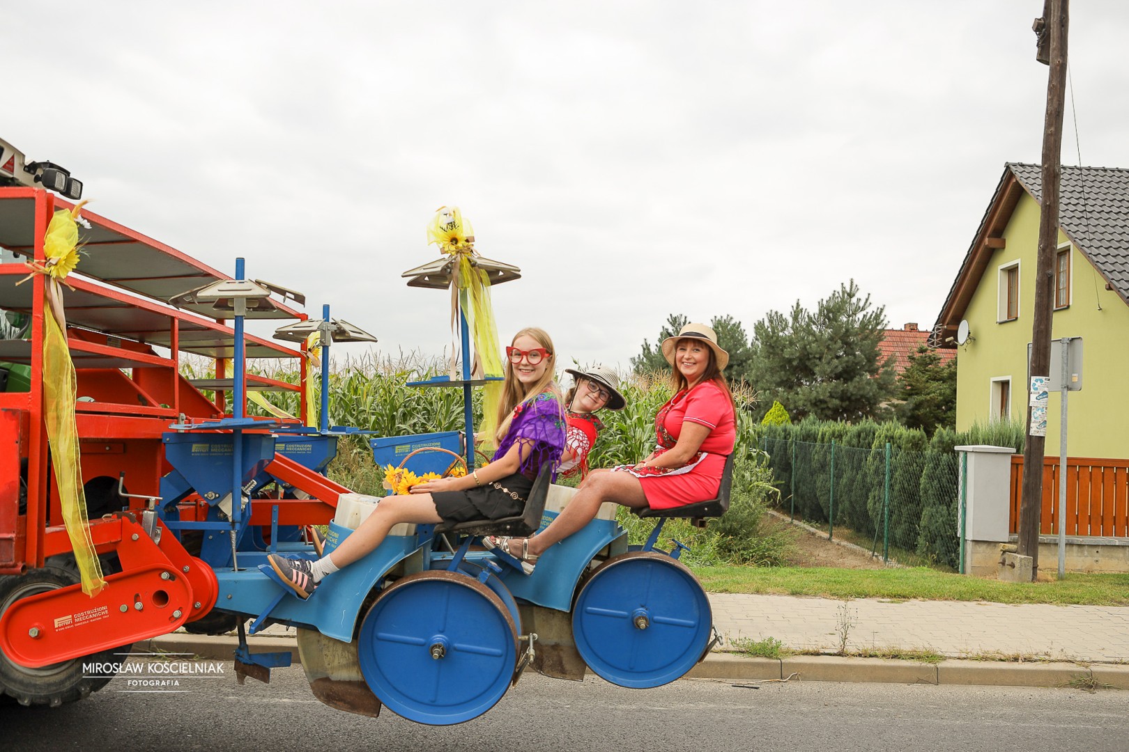 Dożynki w Raciborzu Sudole: rolnicze święto z humorem i tradycją