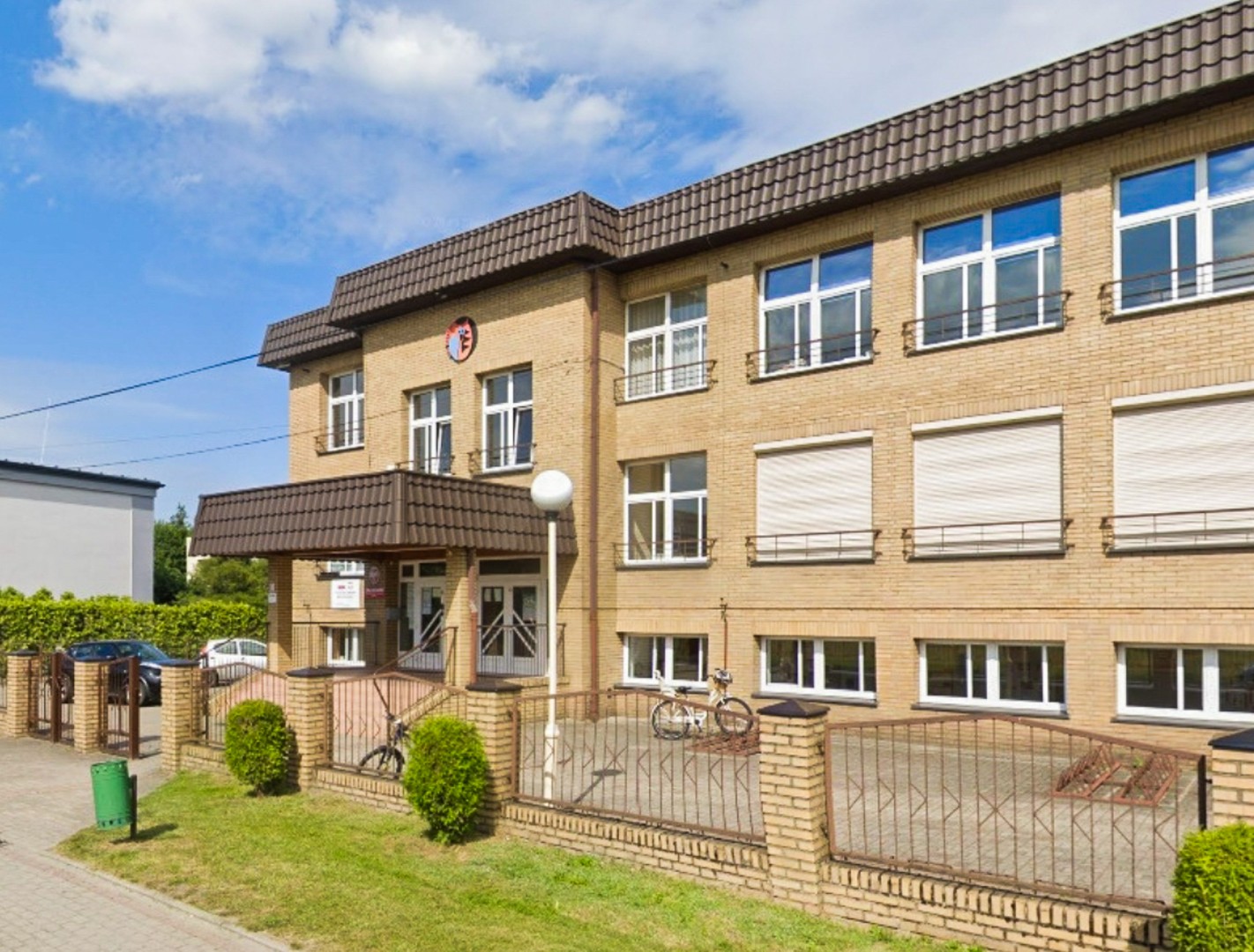 Szkoła Podstawowa w Nędzy zyska nowoczesne oblicze. Inwestycja w ekologię i efektywność energetyczną