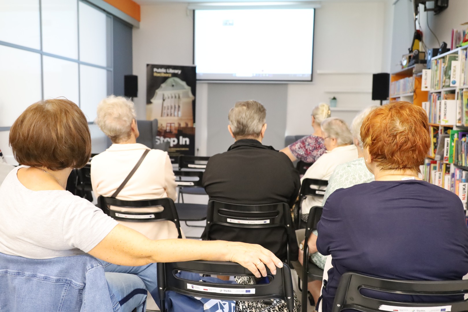 Płać bezpiecznie w Internecie! Weź udział w webinarium w bibliotece