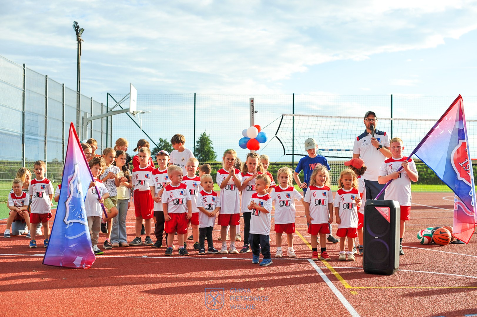 Nowe boisko wielofunkcyjne w Cyprzanowie oficjalnie otwarte