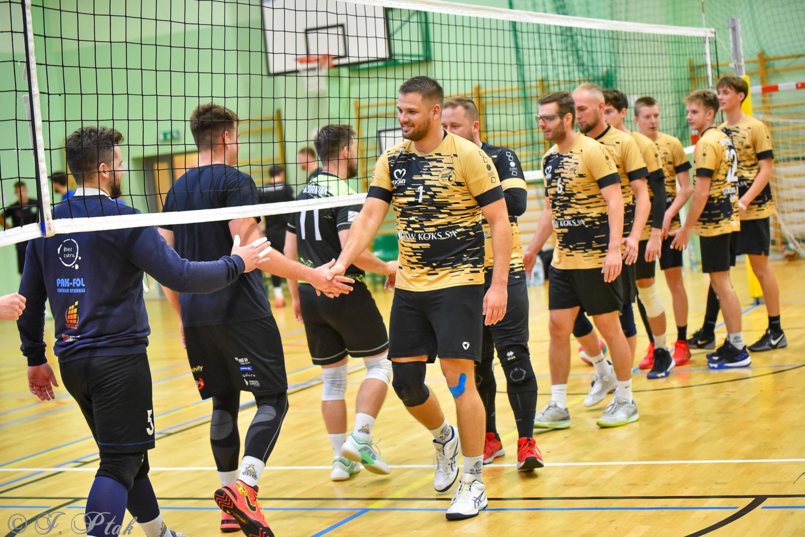 Siatkarski Turniej Charytatywny w Raciborzu – sport i serca dla Sebastiana