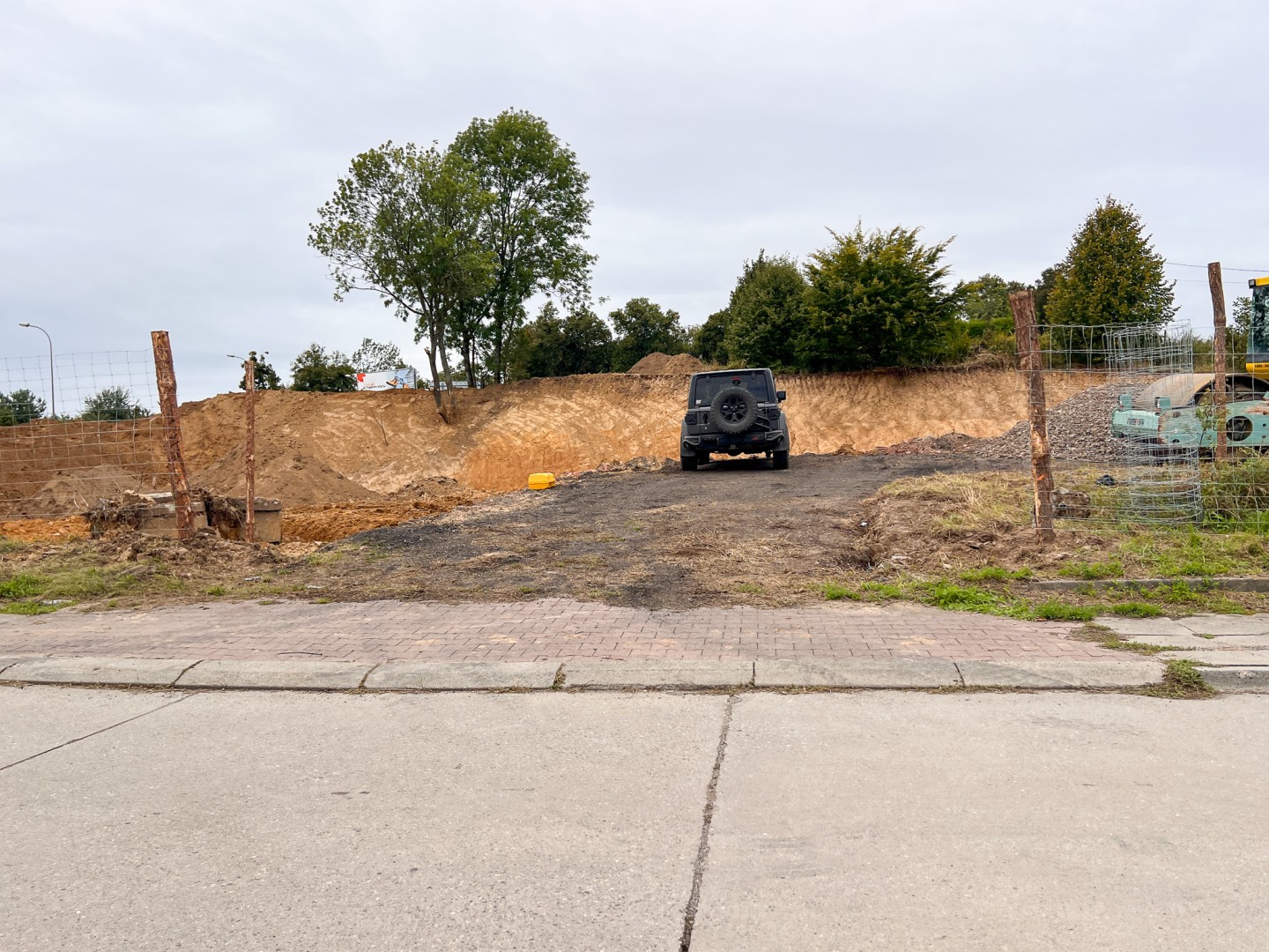 W Raciborzu ruszyła budowa nowego marketu [FOTO]