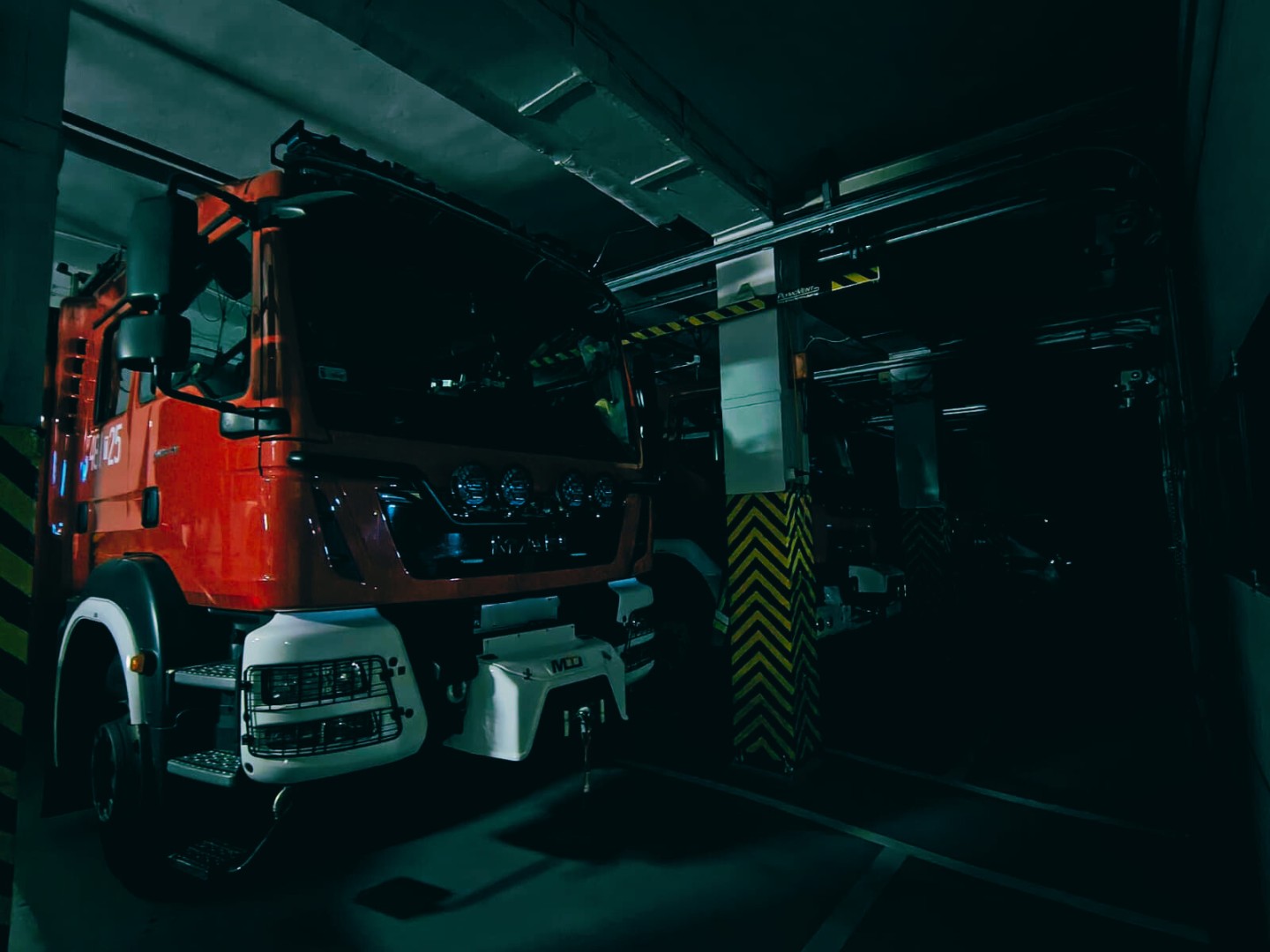 Akcja straży pożarnej w Raciborzu i okolicach – kolizje, przewrócone drzewa i usuwanie gniazd os