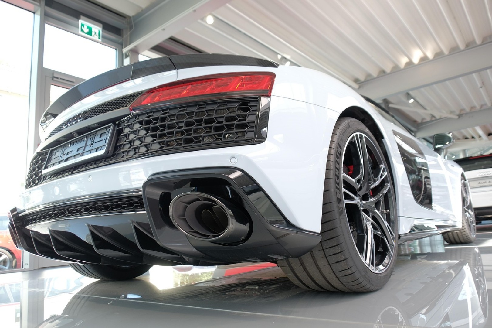 Lakiernictwo samochodowe – zawód przyszłości