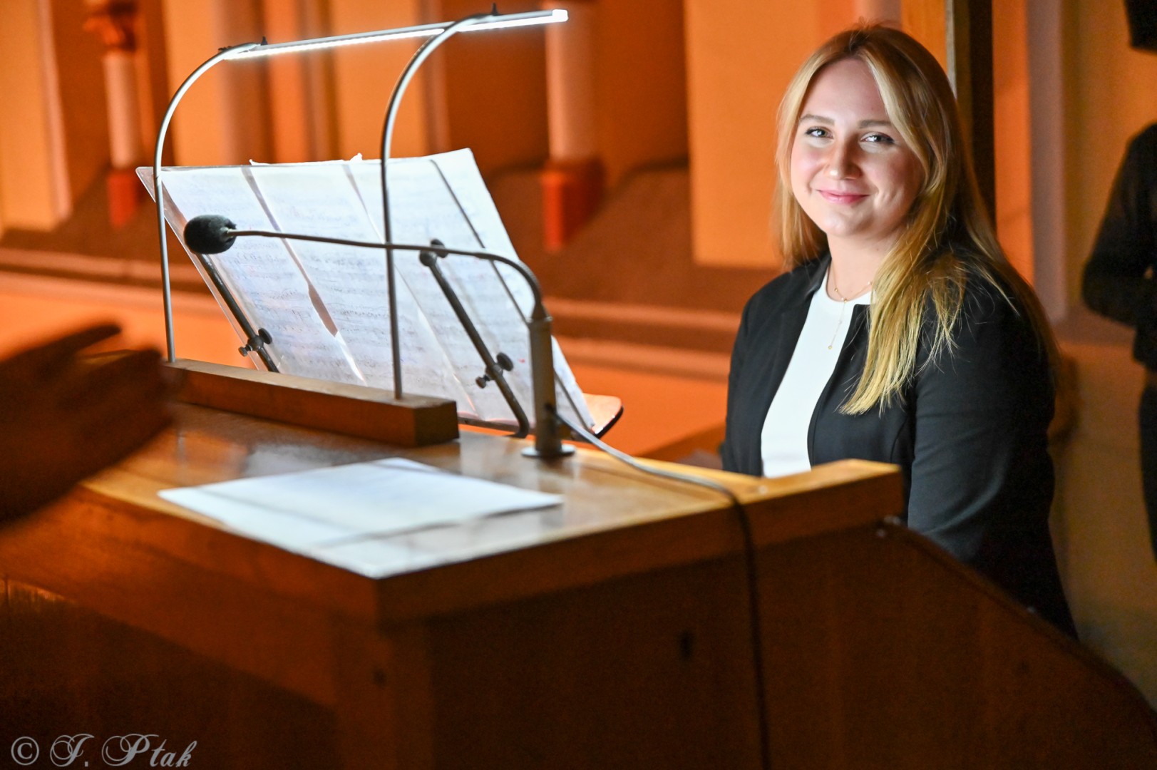 XXXVIII Dni Muzyki Organowej i Kameralnej im. Henryka Klai - koncert na Ostrogu