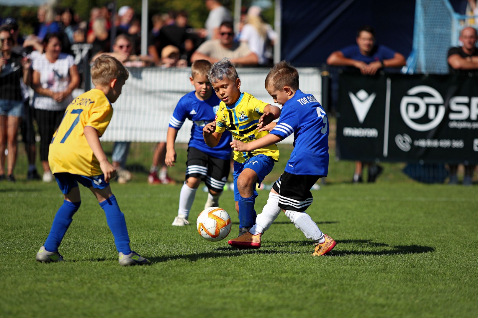 Macron Cup przy Srebrnej. Piłkarska rywalizacja rocznika 2018 [FOTO]