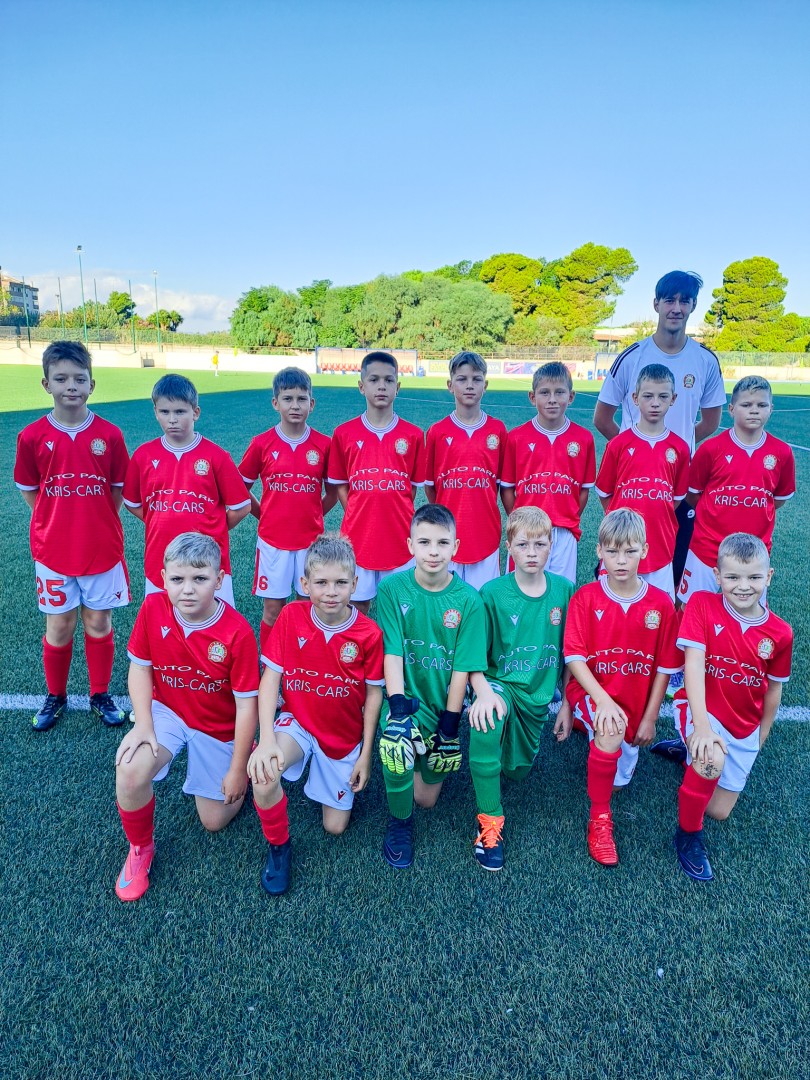 Młodziki z Nędzy na Sardynii – sportowa rywalizacja i niezapomniana przygoda