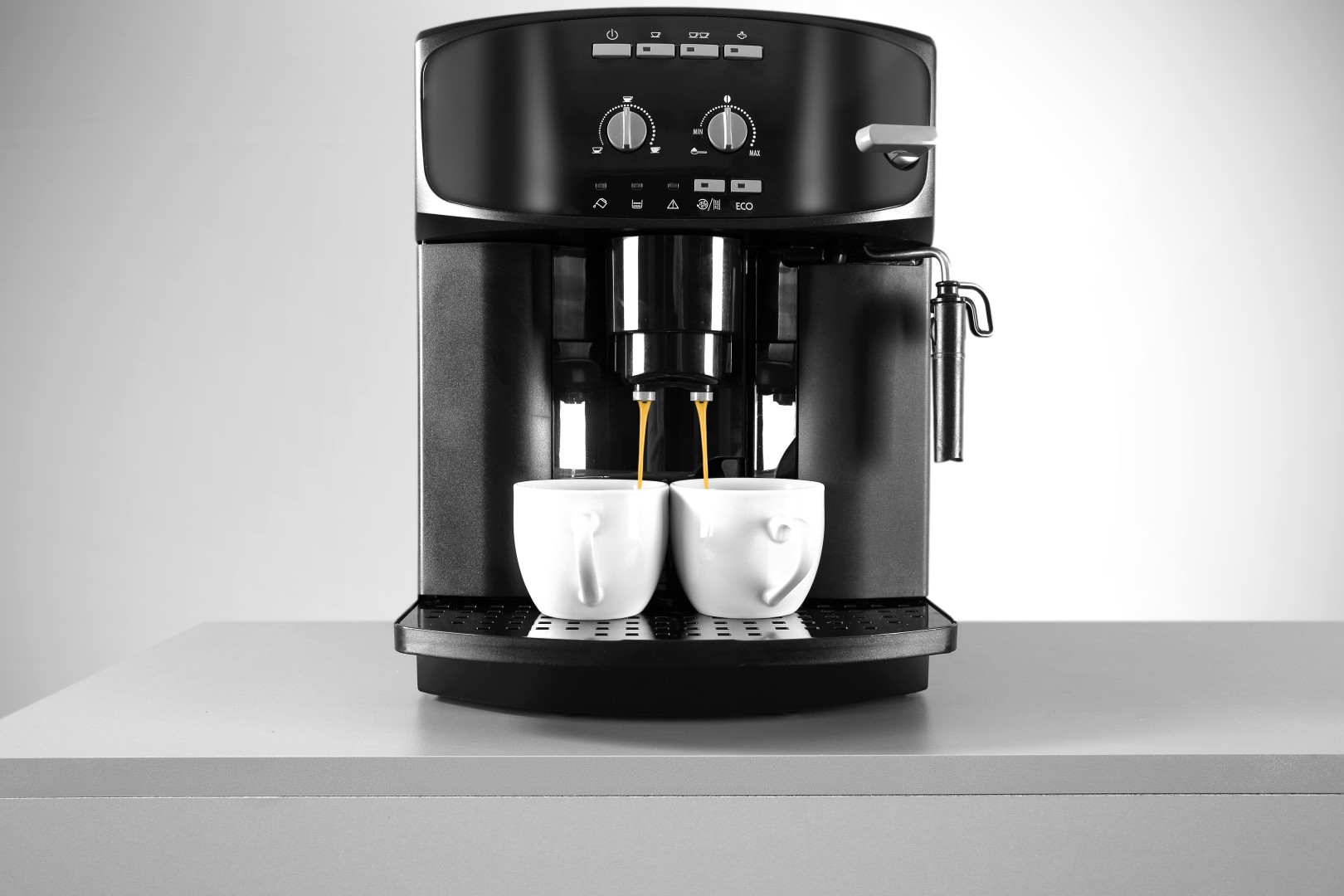 Utrzymanie ekspresu do kawy w formie: 5 kroków do lepszego smaku bez usterek