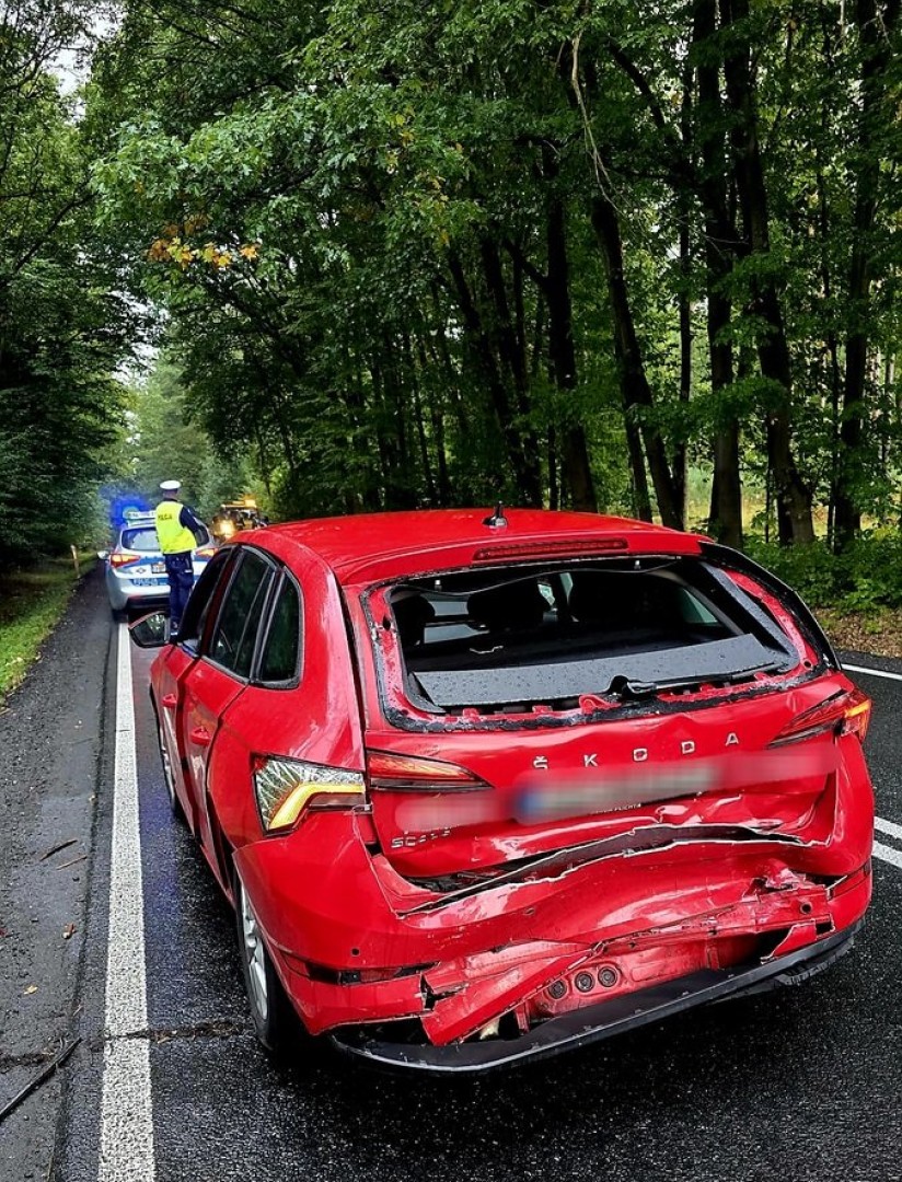 Zderzenie skody i audi w Szymocicach. Sprawcą 41-latek