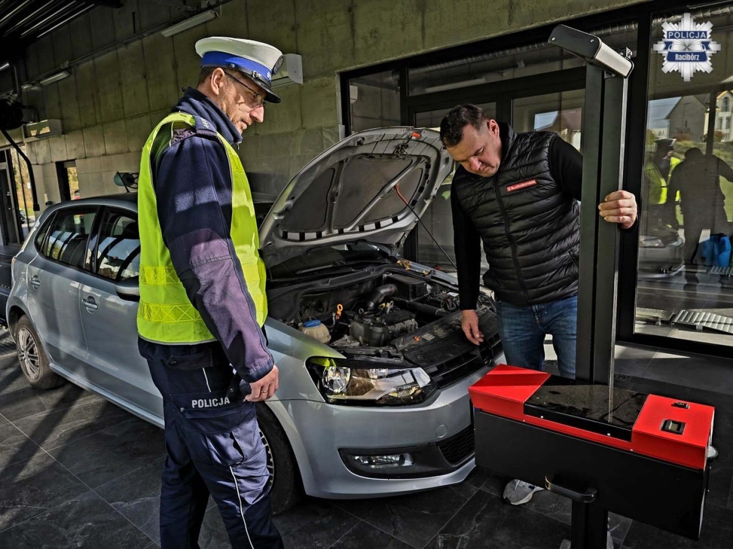 Kampania Twoje Światła – Nasze Bezpieczeństwo. Policyjne kontrole oświetlenia