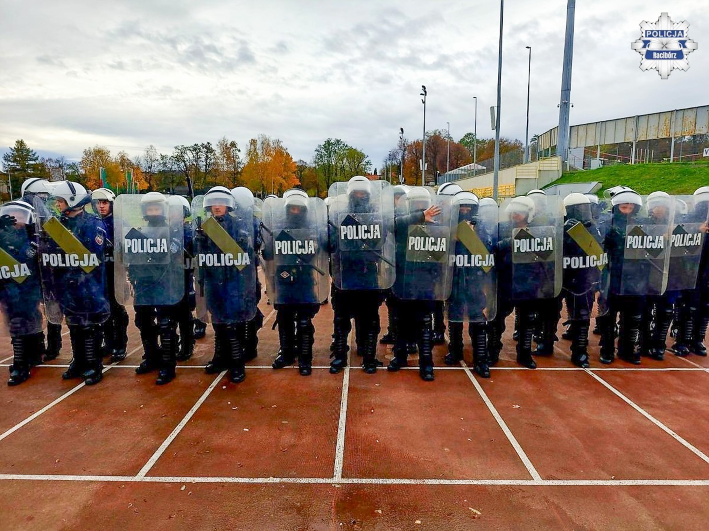 Policjanci z Raciborza, Wodzisławia i Rybnika szkolili się na stadionie w Rybniku