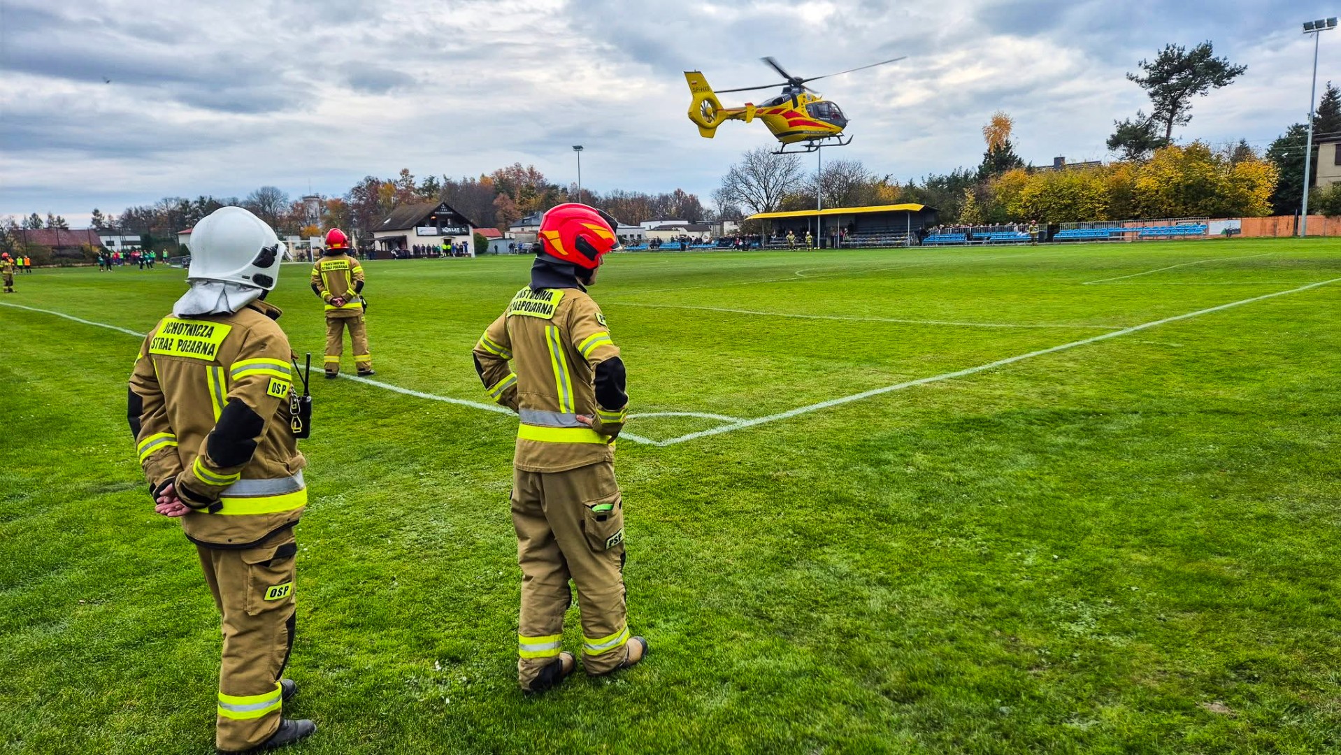 Upadek z konia w Krzyżanowicach. Lądował śmigłowiec LPR [FOTO]
