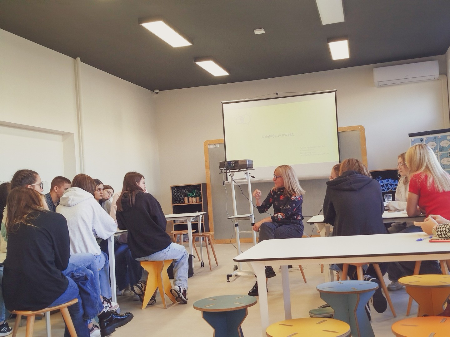 Czy w świecie sztuki naprawdę można coś wycenić? SOWA zaprasza