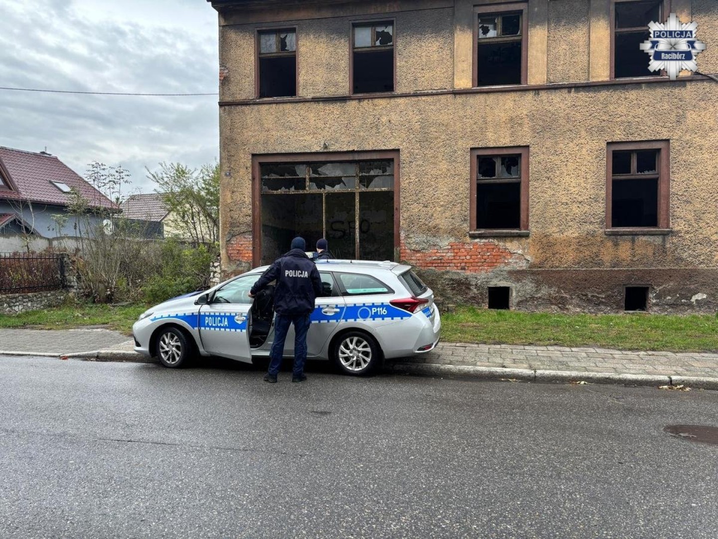 Raciborscy dzielnicowi kontrolują miejsca przebywania bezdomnych