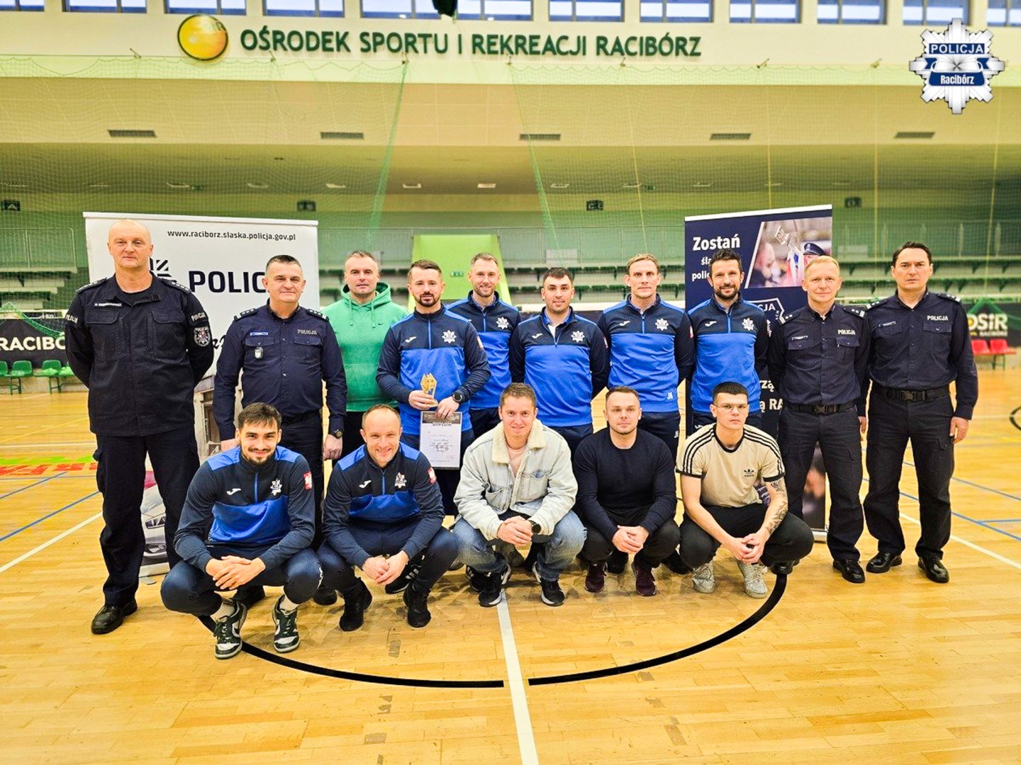 Wojewódzkie Mistrzostwa Policji w Halowej Piłce Nożnej w Raciborzu. Rywalizacja na najwyższym poziomie w hali RAFAKO