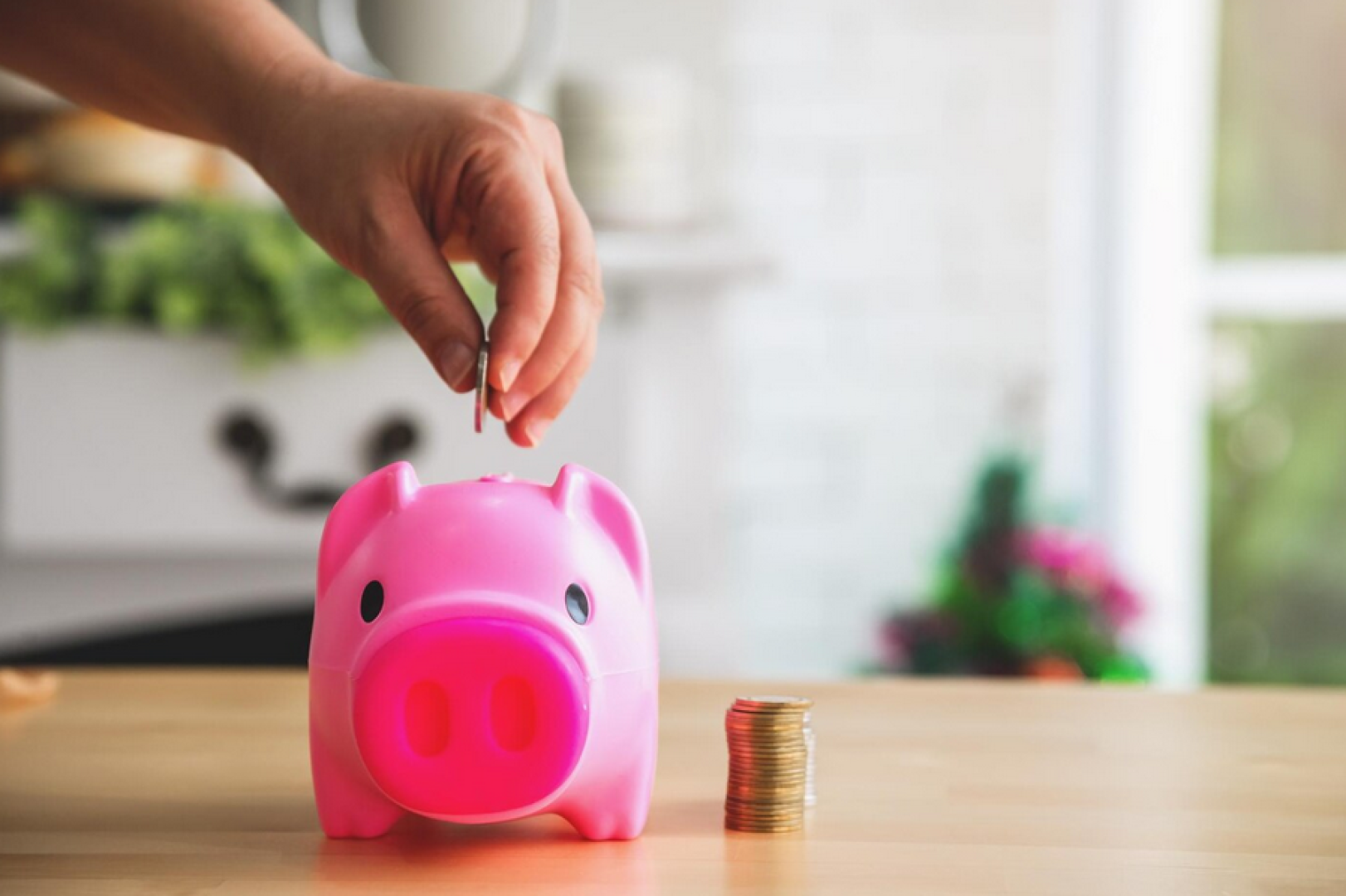 Raport PFR "Oszczędności Polaków" 2025 - dlaczego Polacy wciąż trzymają gotówkę?