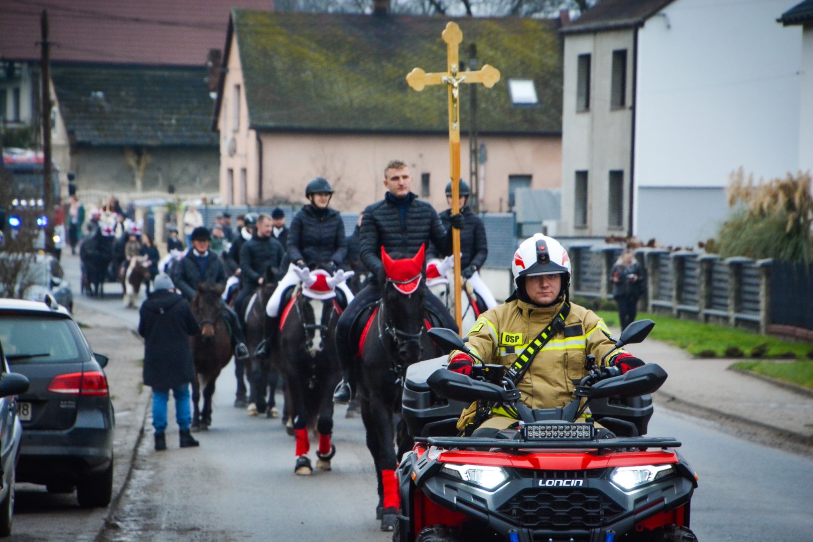 Procesja konna do Mikołaszka – żywa tradycja Krzanowic [FOTO i WIDEO]