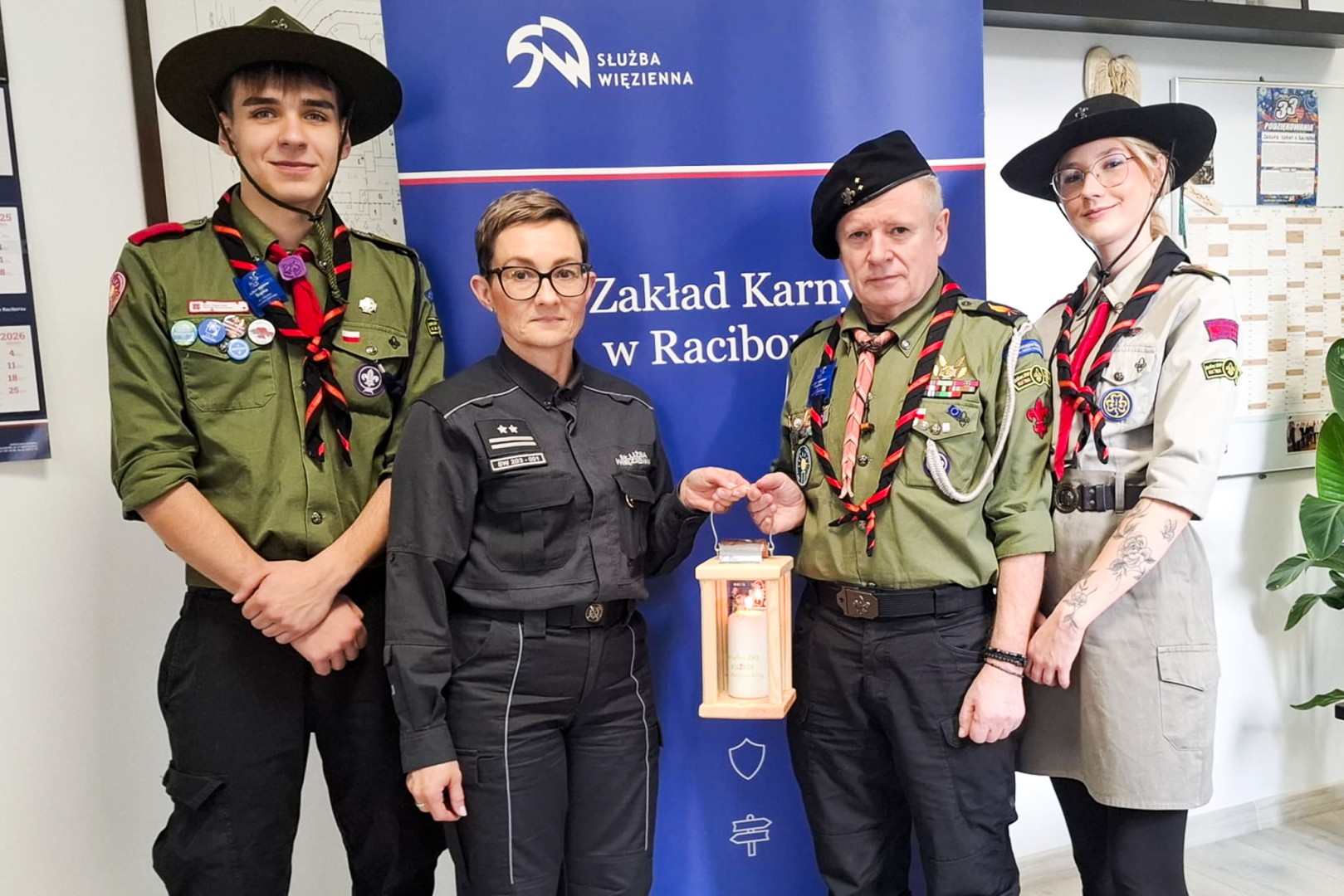 Betlejemskie Światło Pokoju trafiło do Zakładu Karnego w Raciborzu