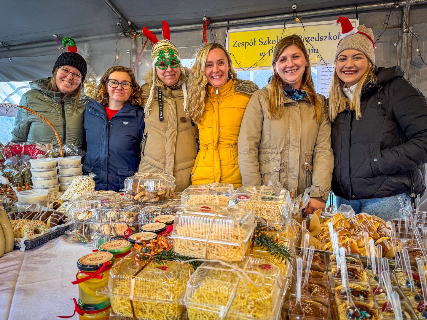 Kiermasz świąteczny w Kornowacu w nowej przestrzeni i z nową oprawą [FOTO i WIDEO]