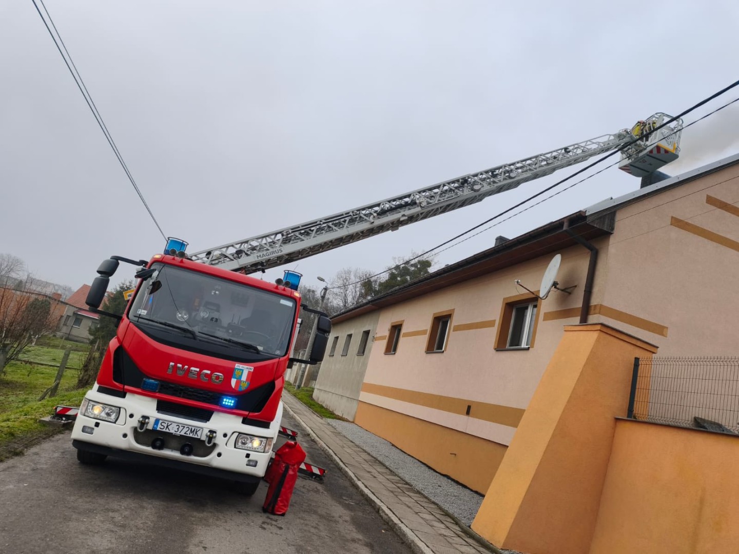 Pożary i otwarcia mieszkań. Strażacki weekend w pigułce [RAPORT 998]