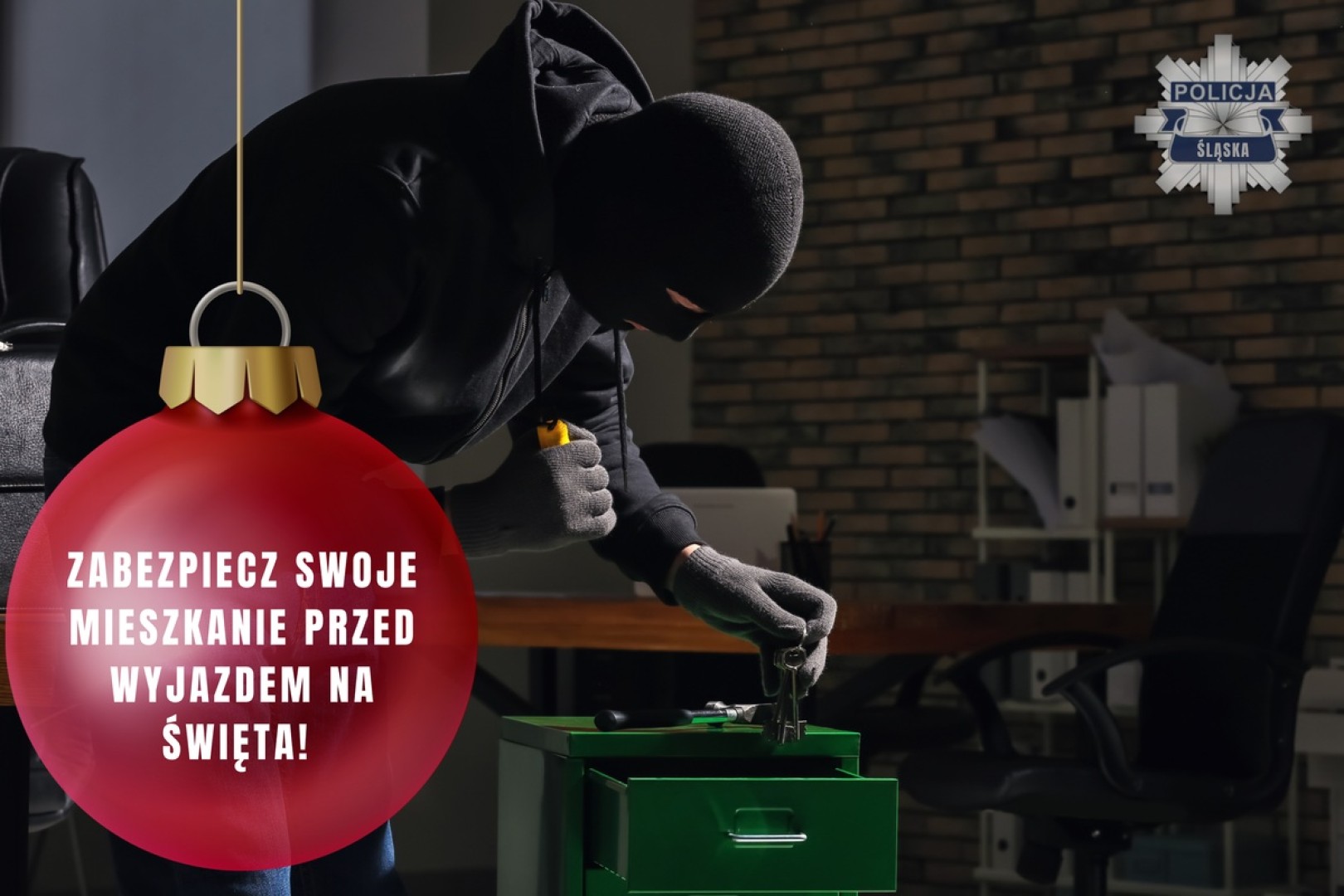Policja radzi, jak zabezpieczyć mieszkanie przed świątecznym wyjazdem