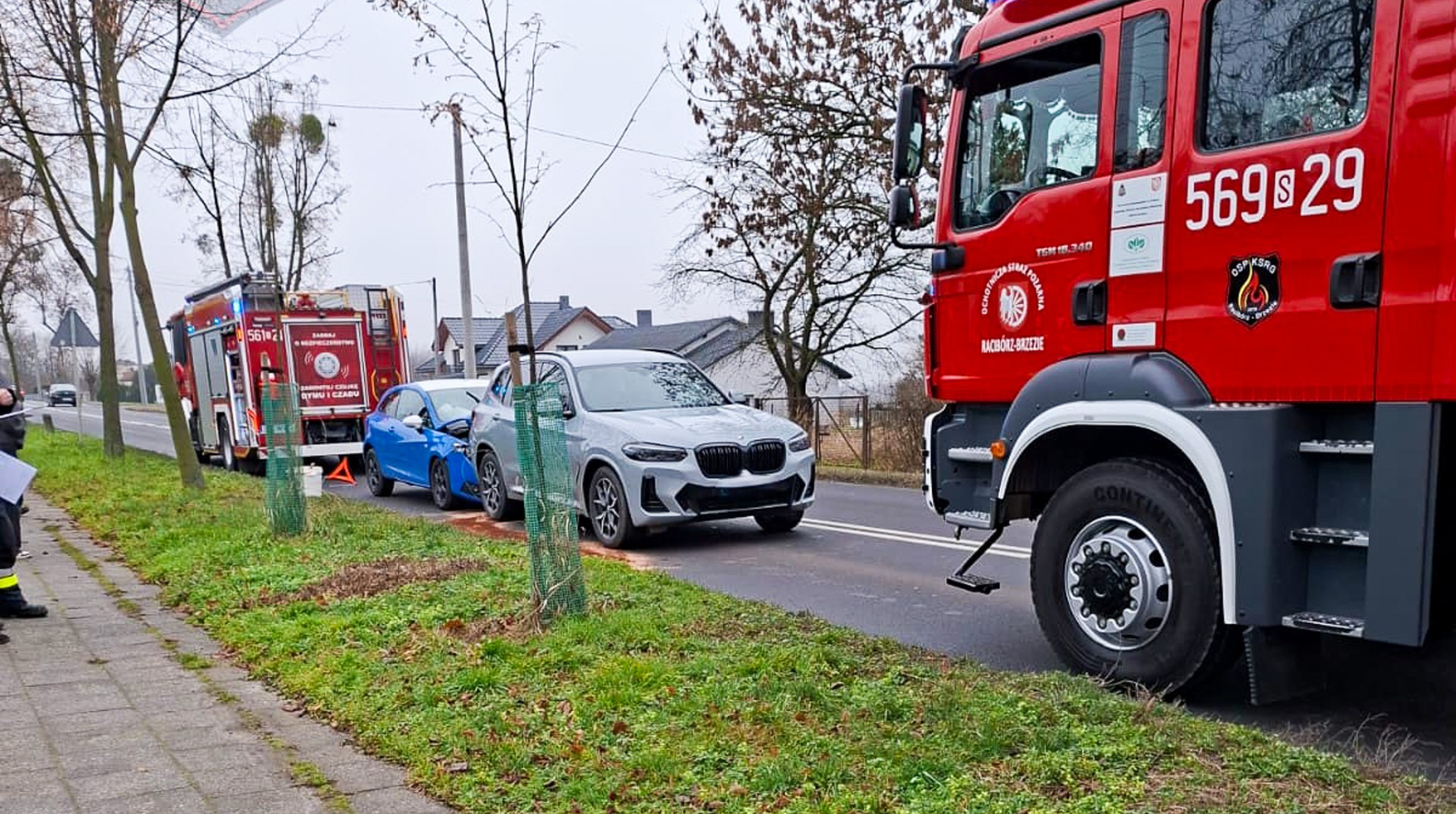 Seria zdarzeń drogowych i interwencji strażaków [RAPORT 998]