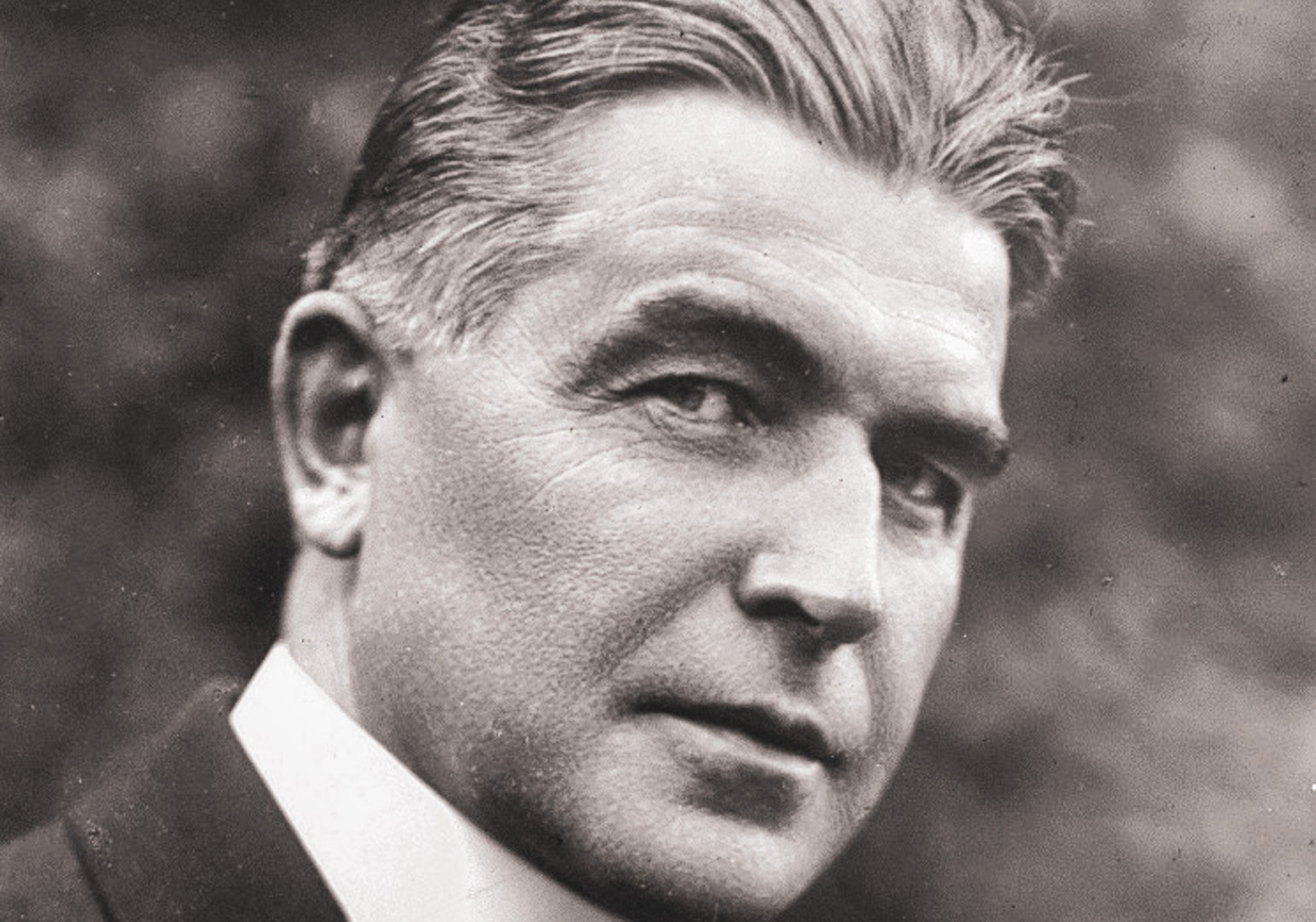 Premiera internetowa trzeciej części biografii ks. prałata Carla Ulitzki – film od Wigilii dostępny na cały świat