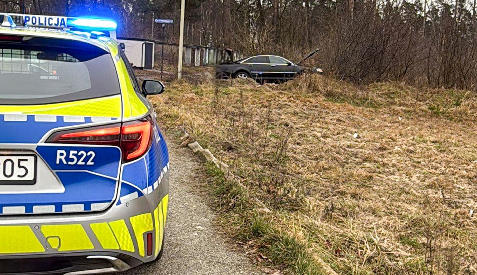 Nieodpowiedzialny kierowca w Kuźni Raciborskiej – stracił panowanie nad Audi