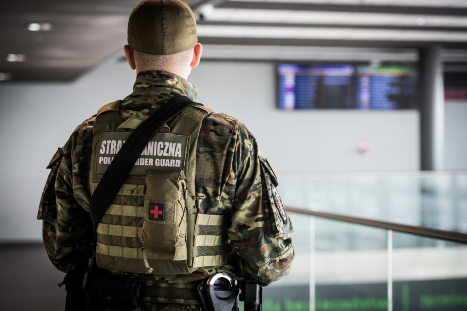 Podróżny nie mógł wyjechać, podróżna nie mogła wjechać