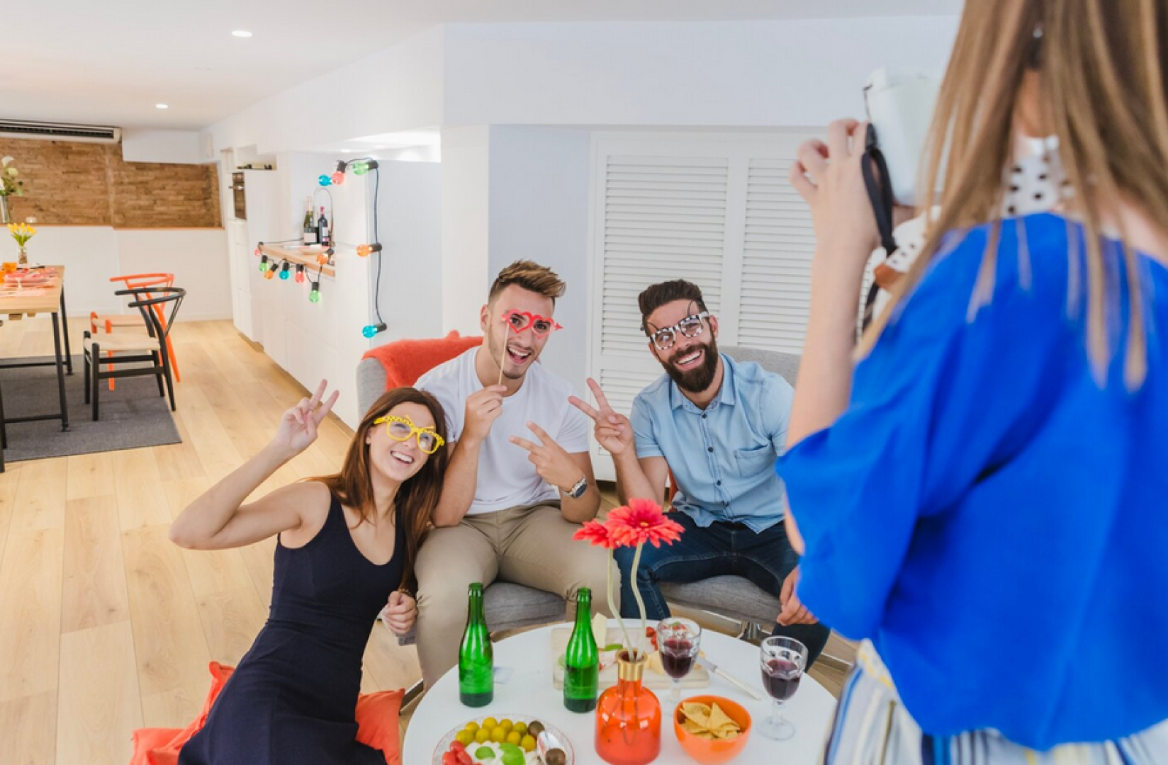 Jak urządzić mieszkanie, jeżeli często przyjmujesz gości