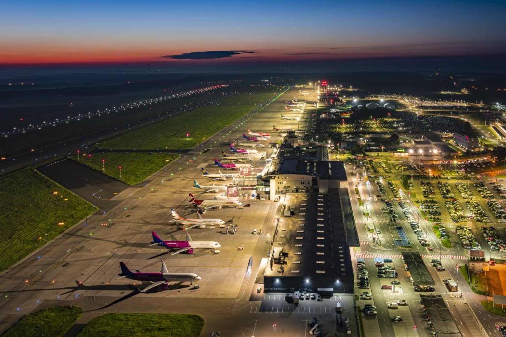 Lotnisko w Pyrzowicach z kolejnymi rekordami. Ujawniono plany na 2026 r.