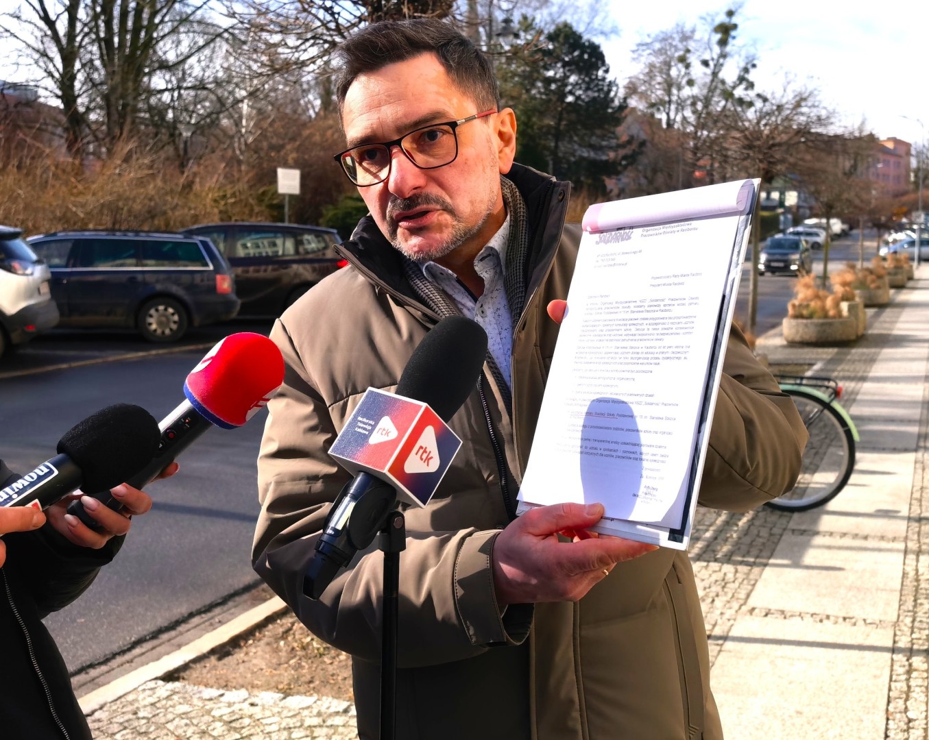 Sprawa oświaty w Raciborzu. Silny Racibórz prostuje urzędowe fake newsy [WIDEO]