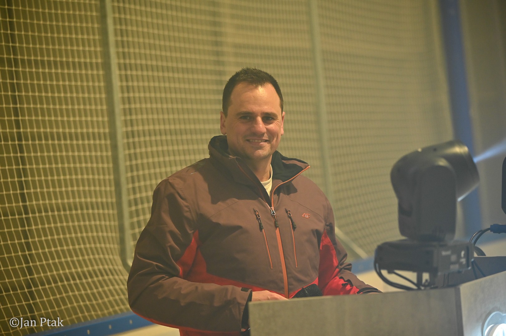 Zimowe Love na lodzie w Raciborzu. Walentynkowa dyskoteka przy Zamkowej