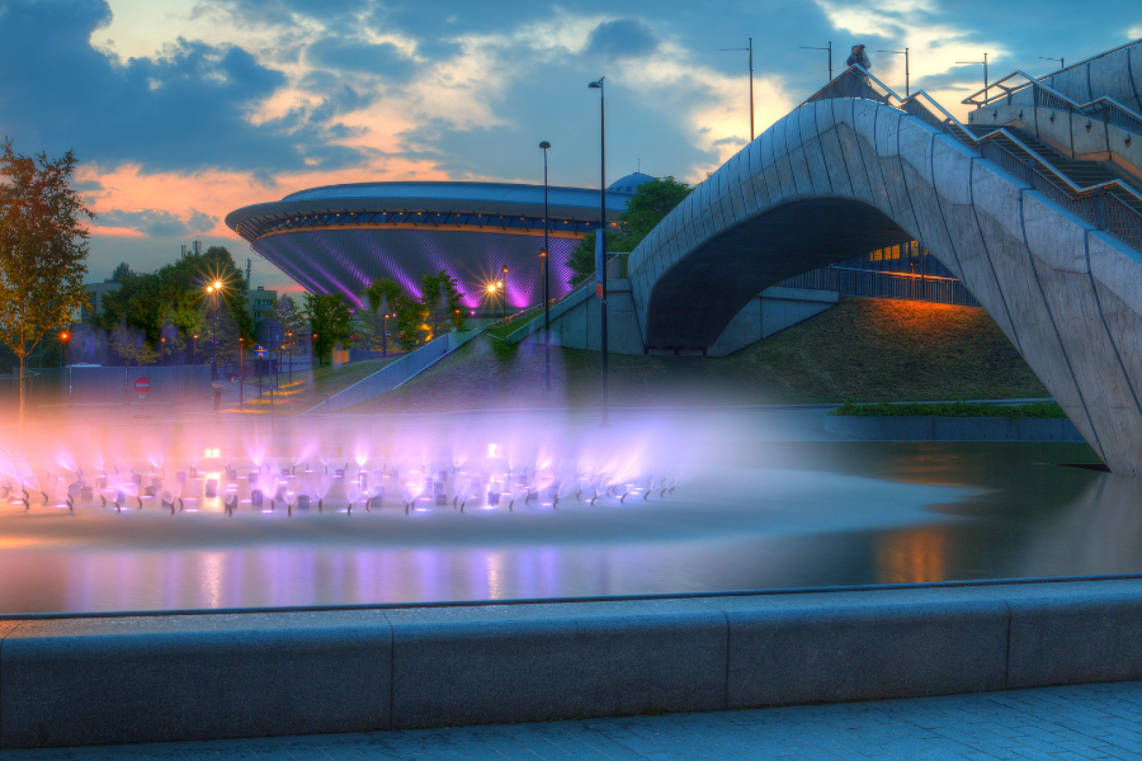 Jak ograniczyć koszty stałe firmy usługowej?