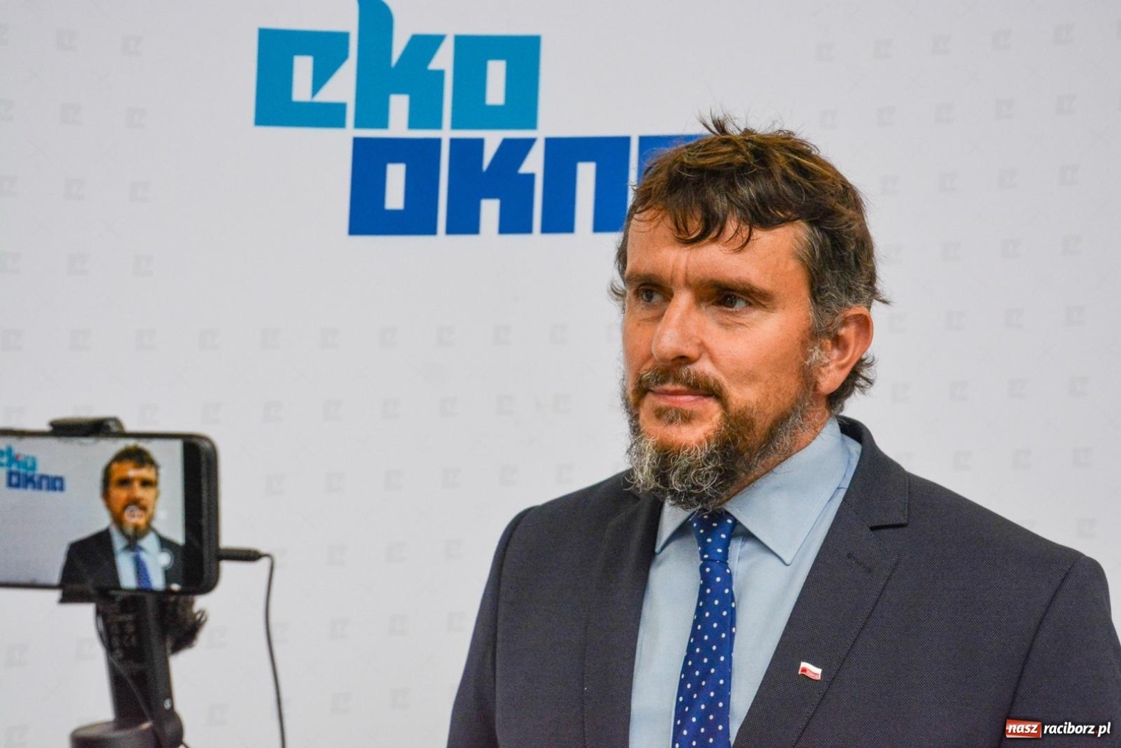 Onet.pl o Eko-Oknach. Działalność fundacji przykryła biznesowy geniusz tej firmy