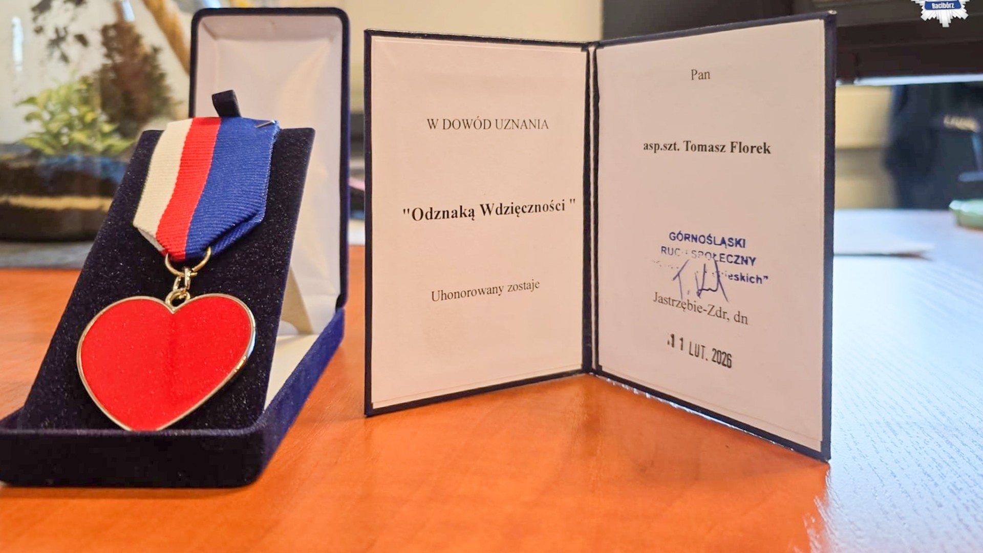 Policjant z Raciborza uhonorowany Odznaką Wdzięczności