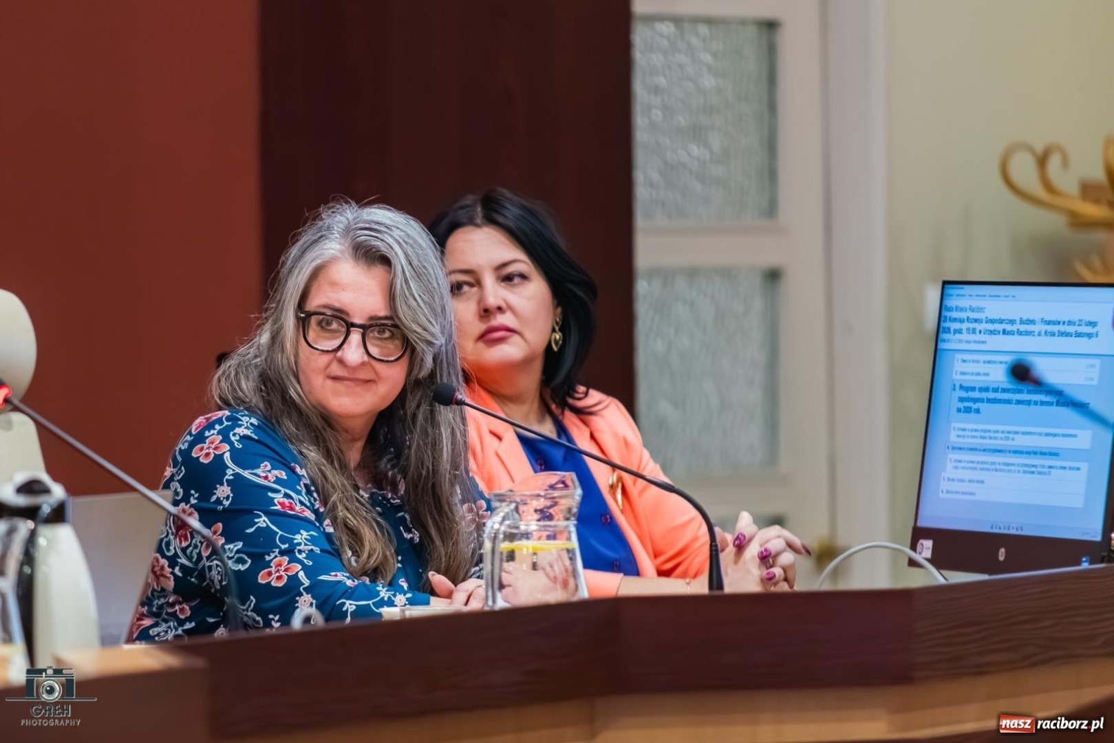 Dyskusja o schronisku dla bezdomnych zwierząt w Raciborzu. Radni pytają o eutanazję, finanse i przyszłość placówki