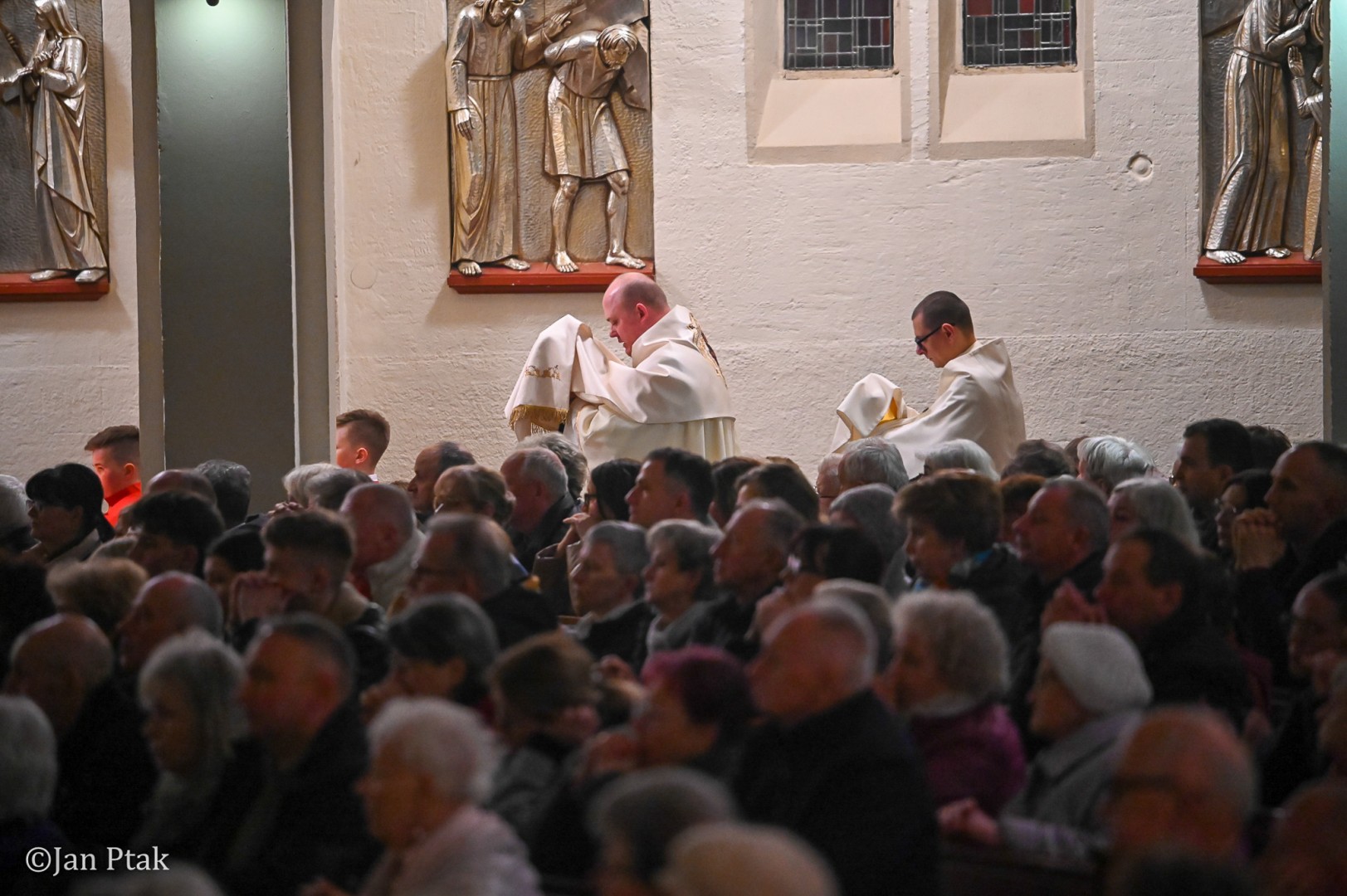 Wielki Czwartek w kościele NSPJ – początek Triduum Paschalnego [FOTO]
