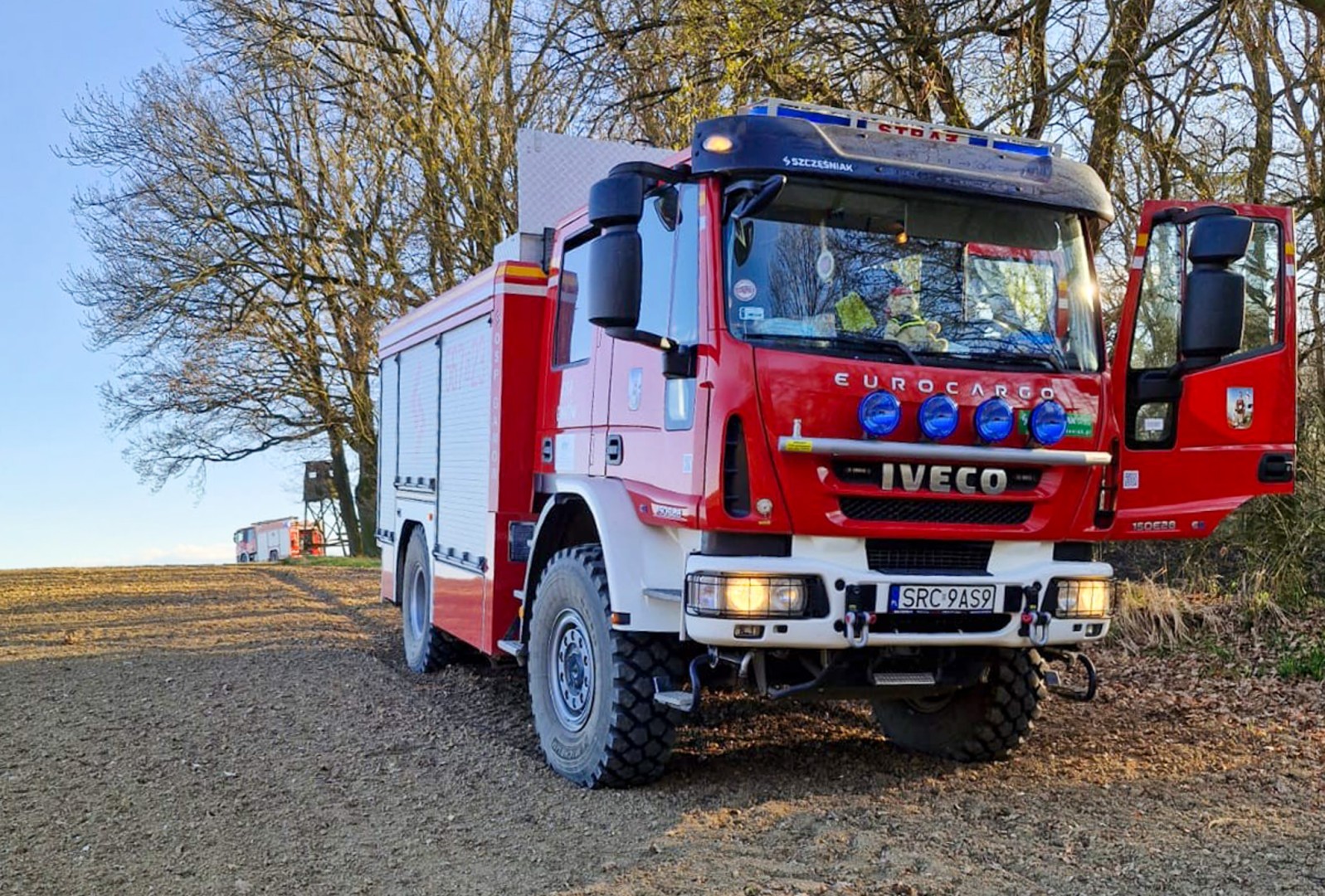Interwencje straży pożarnej w powiecie raciborskim. Pożary traw i lasu oraz zdarzenia medyczne [RAPORT 998]