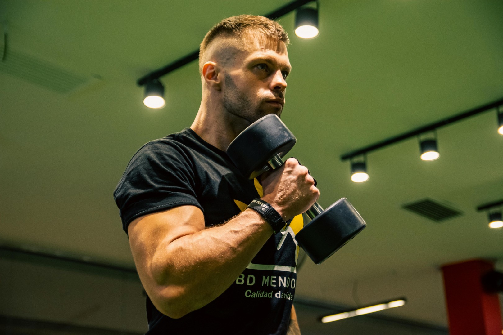 Suplementy dla sportowców – co brać przed, w trakcie i po treningu?