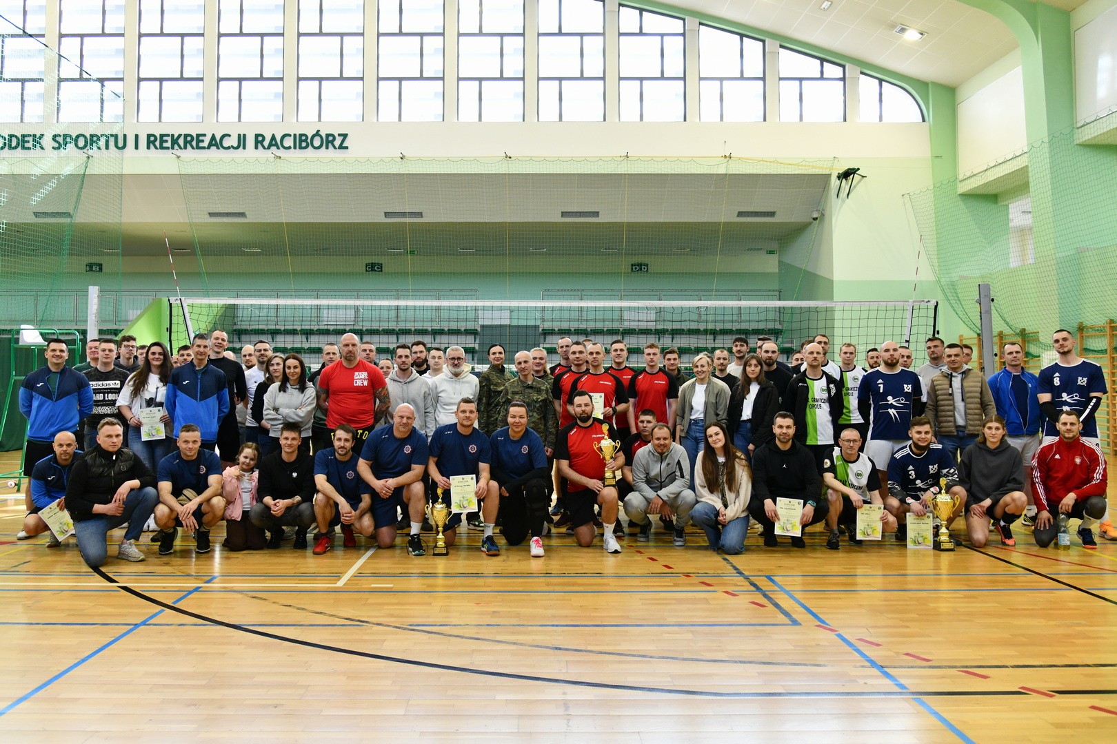 Wysokie loty i mocne zbicia – raciborscy mundurowi pokazali, co potrafią!