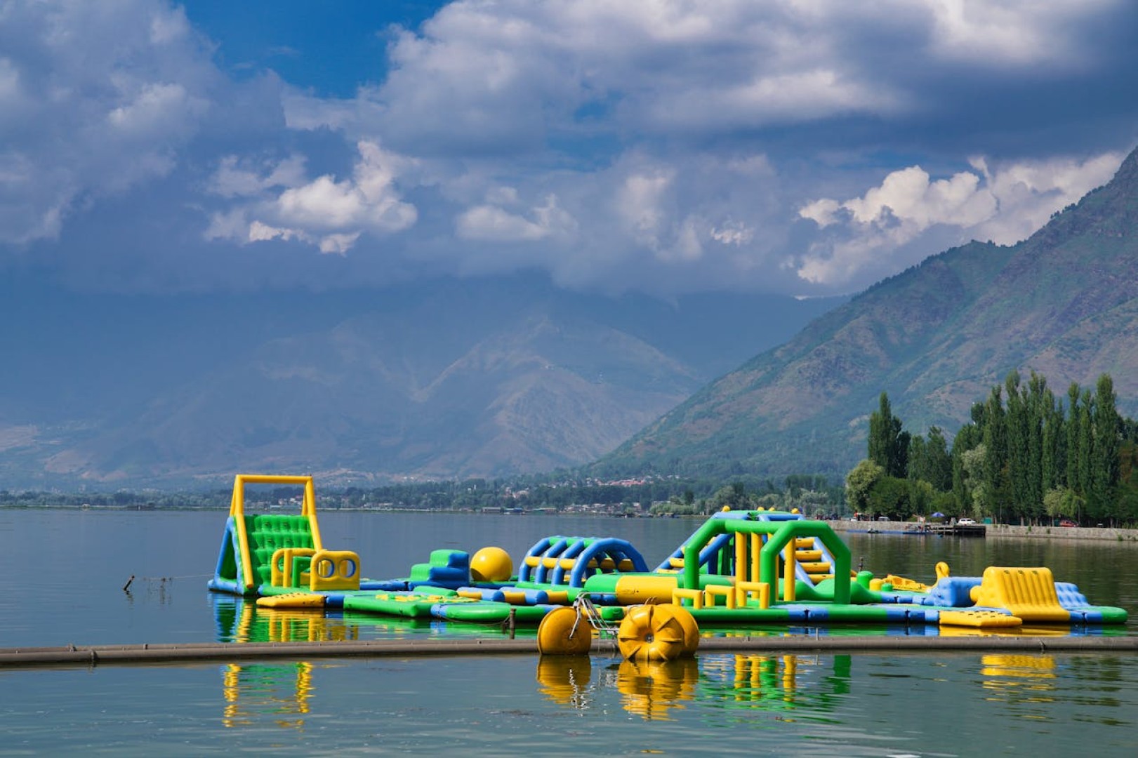 Czy pompowane wodne place zabaw to dobry pomysł na biznes?