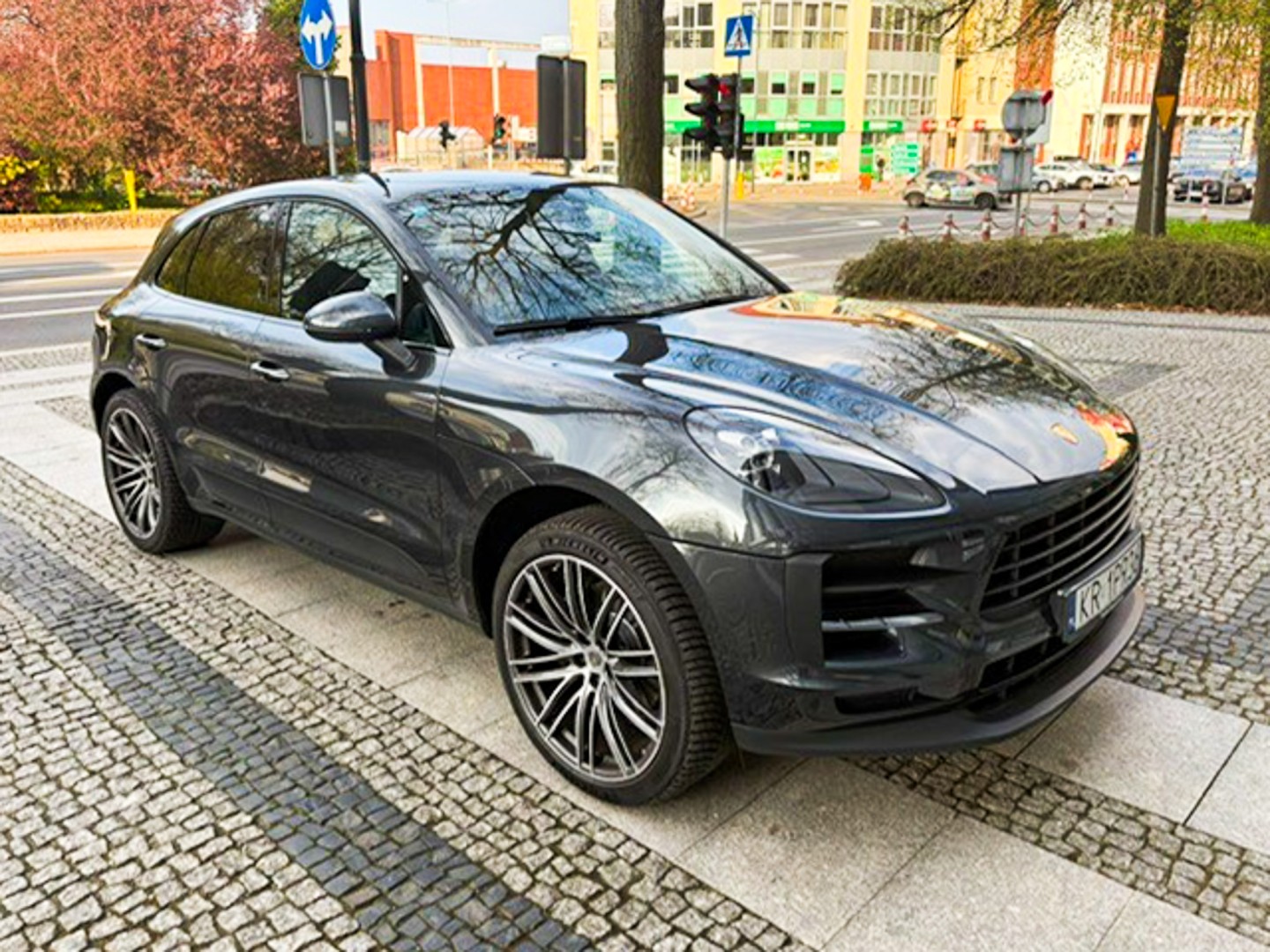 Pojazd na sprzedaż: PORSCHE MACAN SUV [OGŁOSZENIE]